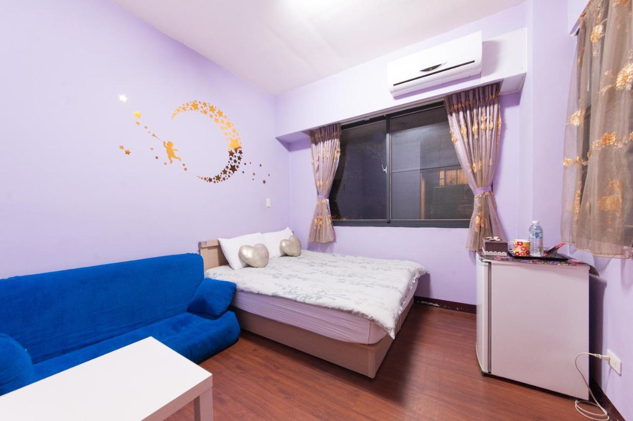 Fengjia Qing Su Homestay Tajcshung Kültér fotó